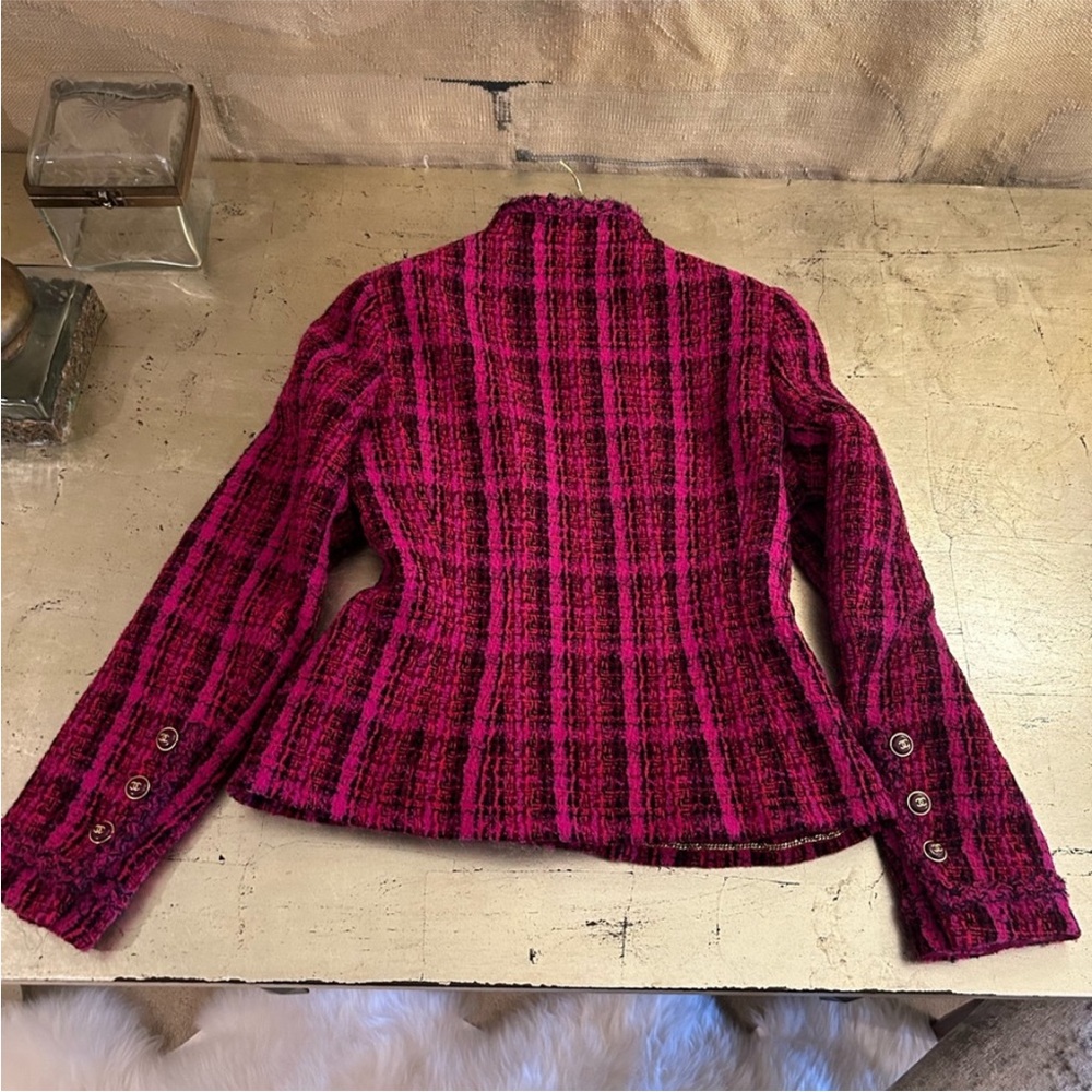 Chanel 1995 Tweed Jacket - Picture 7 of 15